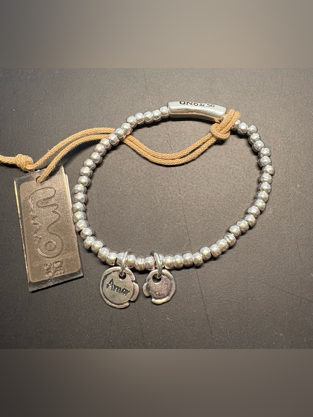 NWT Uno de 50 Silver 'Amor'
Stretch Bracelet